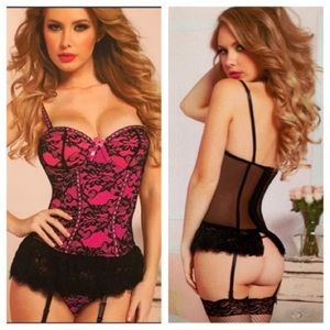 Seven Til Midnight sexy lingerie-Bustier Set.